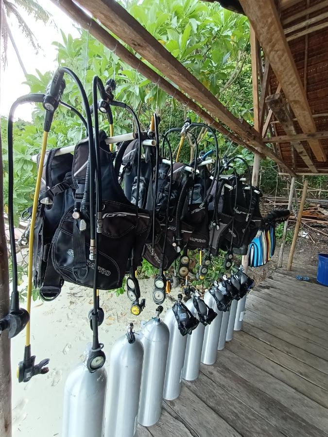Warahnus Dive Homestay Kri Exterior foto