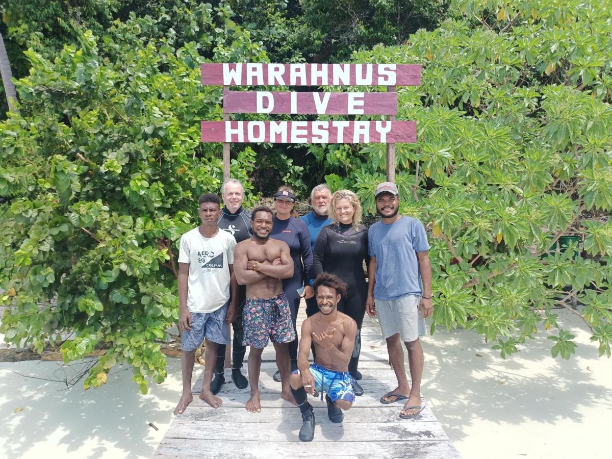 Warahnus Dive Homestay Kri Exterior foto